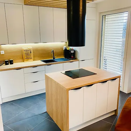 Luxusny Apartman V Centre Banska Bystrica